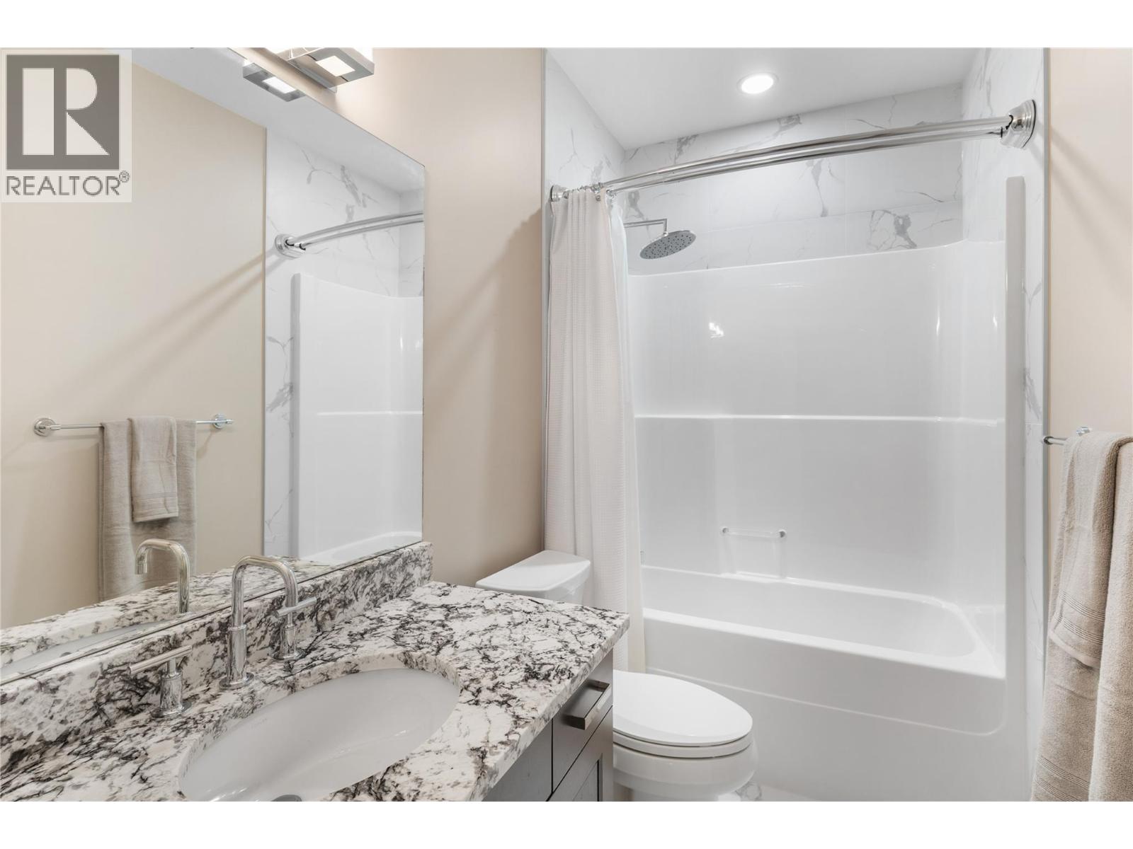  5484 Mountainside Lane, Kelowna