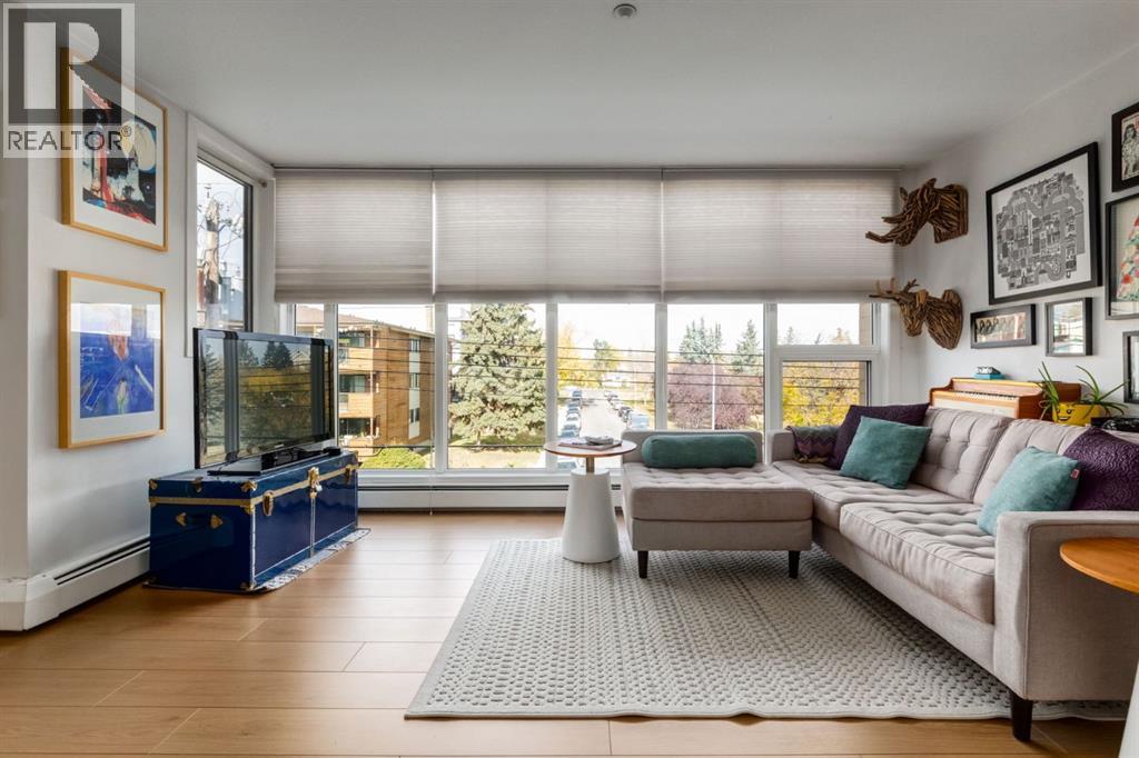 Single Family House for Sale in    Avenue NE Renfrew Calgary 