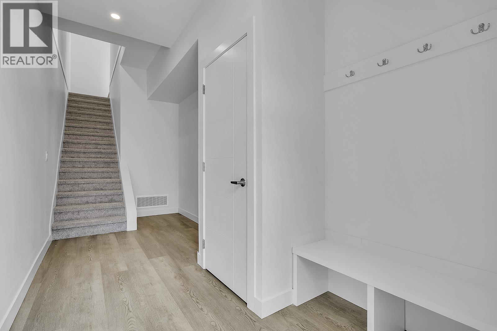 124 5300 Main Street, Kelowna