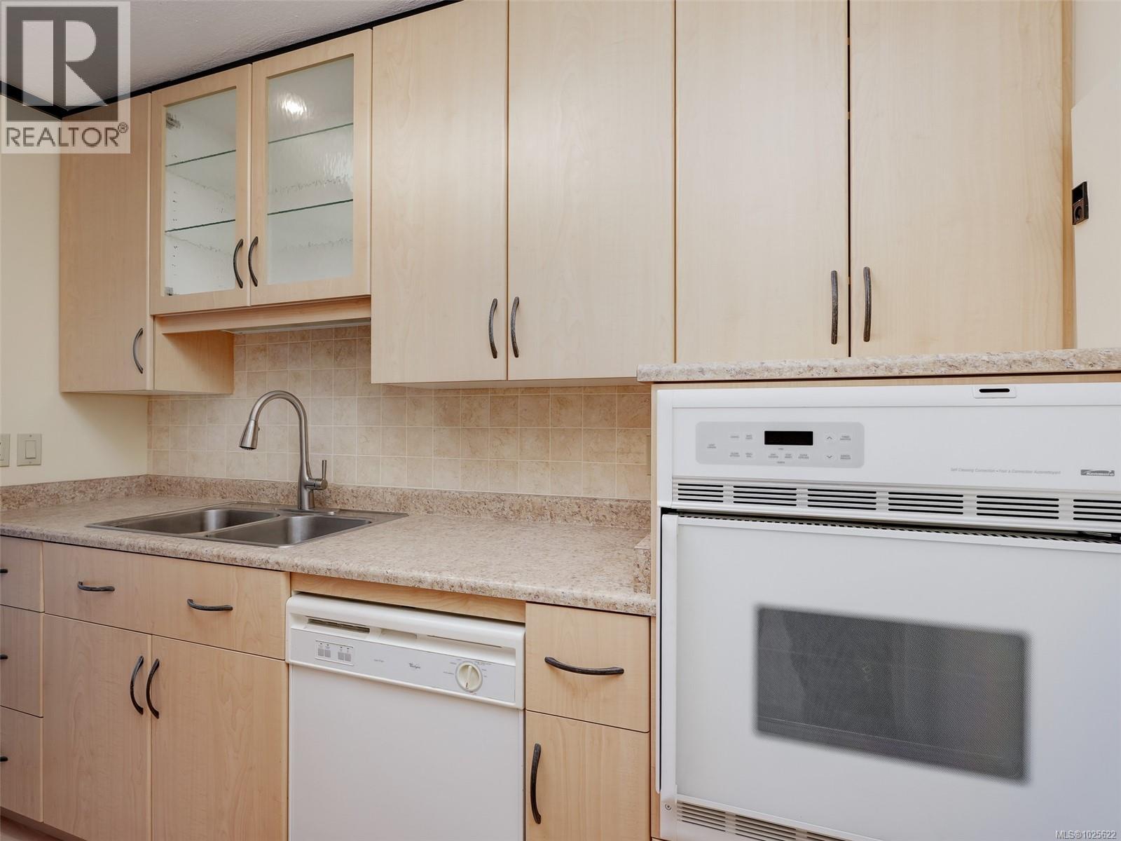 Single Family House for Sale in   Cook St Spencers Castle Victoria 