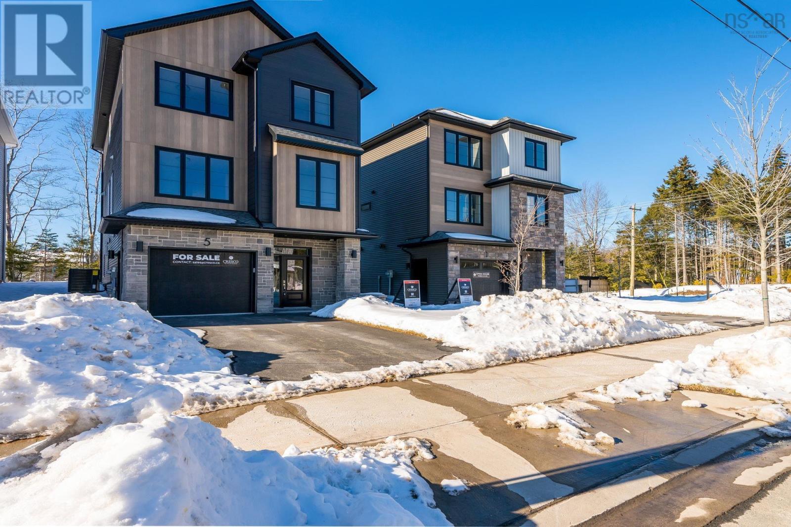 Property 2 of 49 of PC48 5 Pearlgarden Close