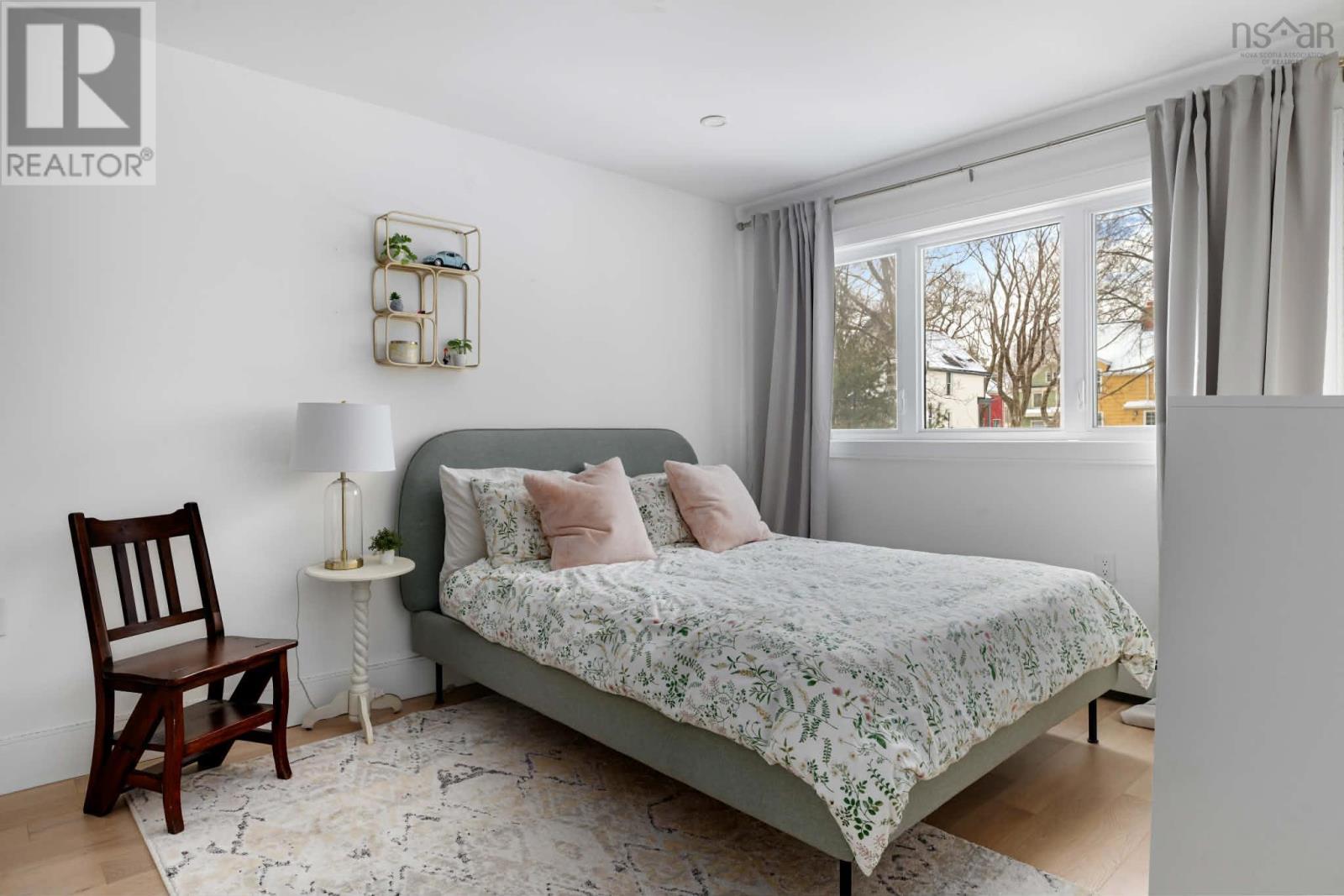 Property 17 of 27 of 1162 Waterloo Street