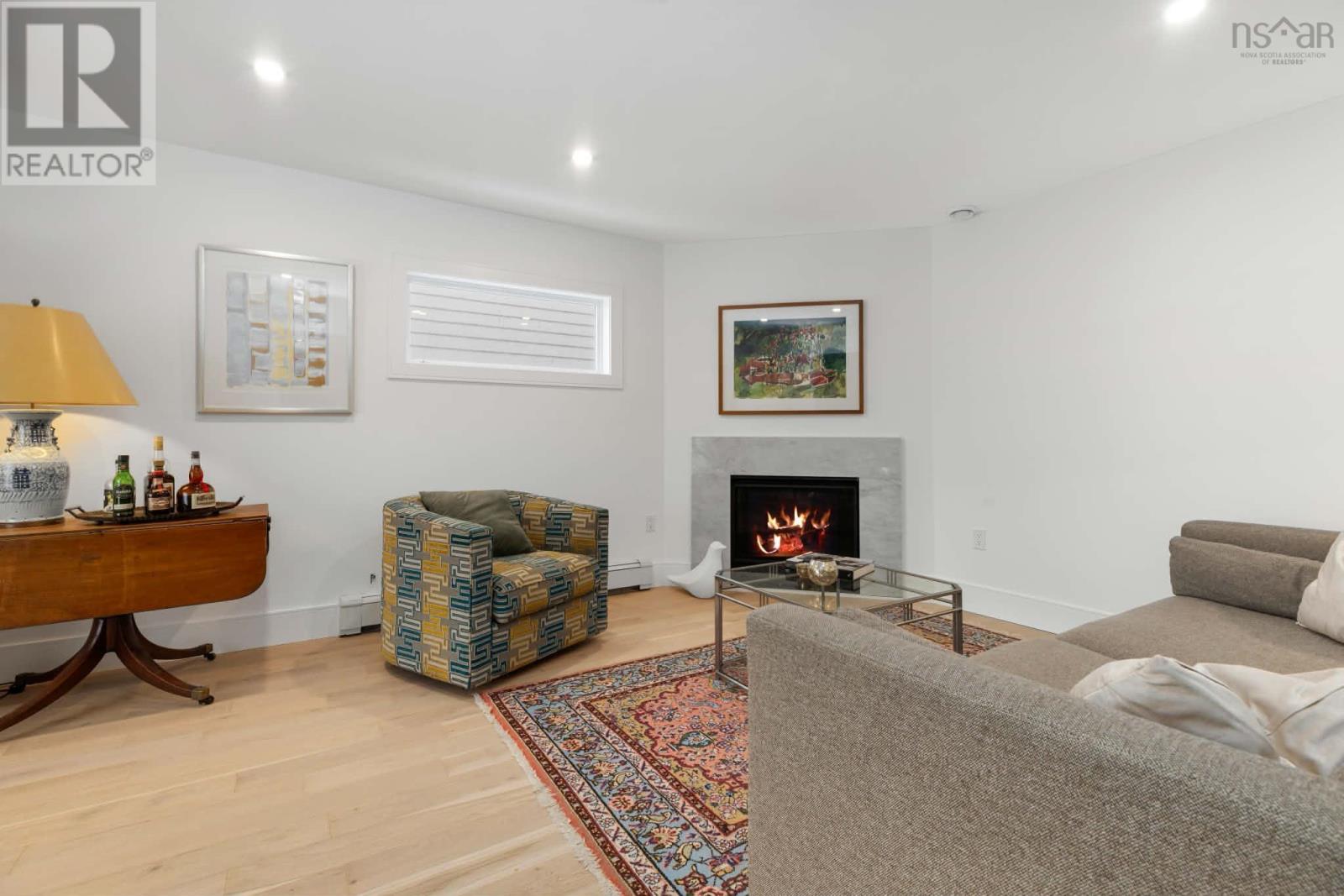 Property 22 of 27 of 1162 Waterloo Street