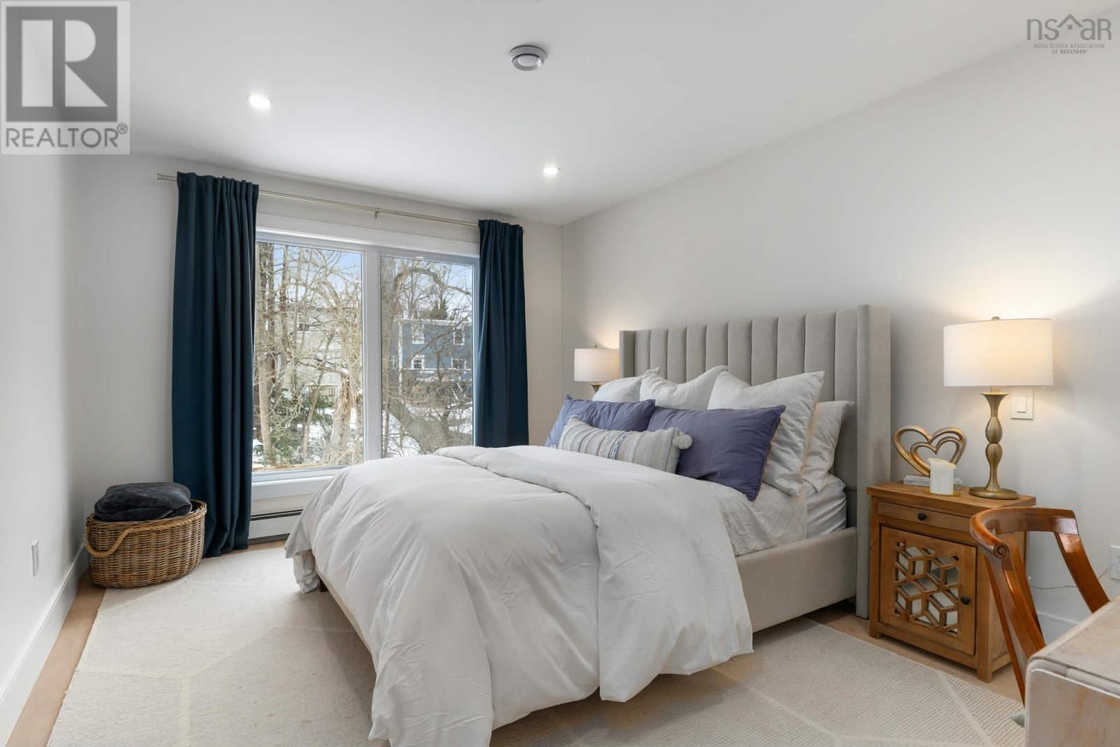 Property 12 of 27 of 1162 Waterloo Street