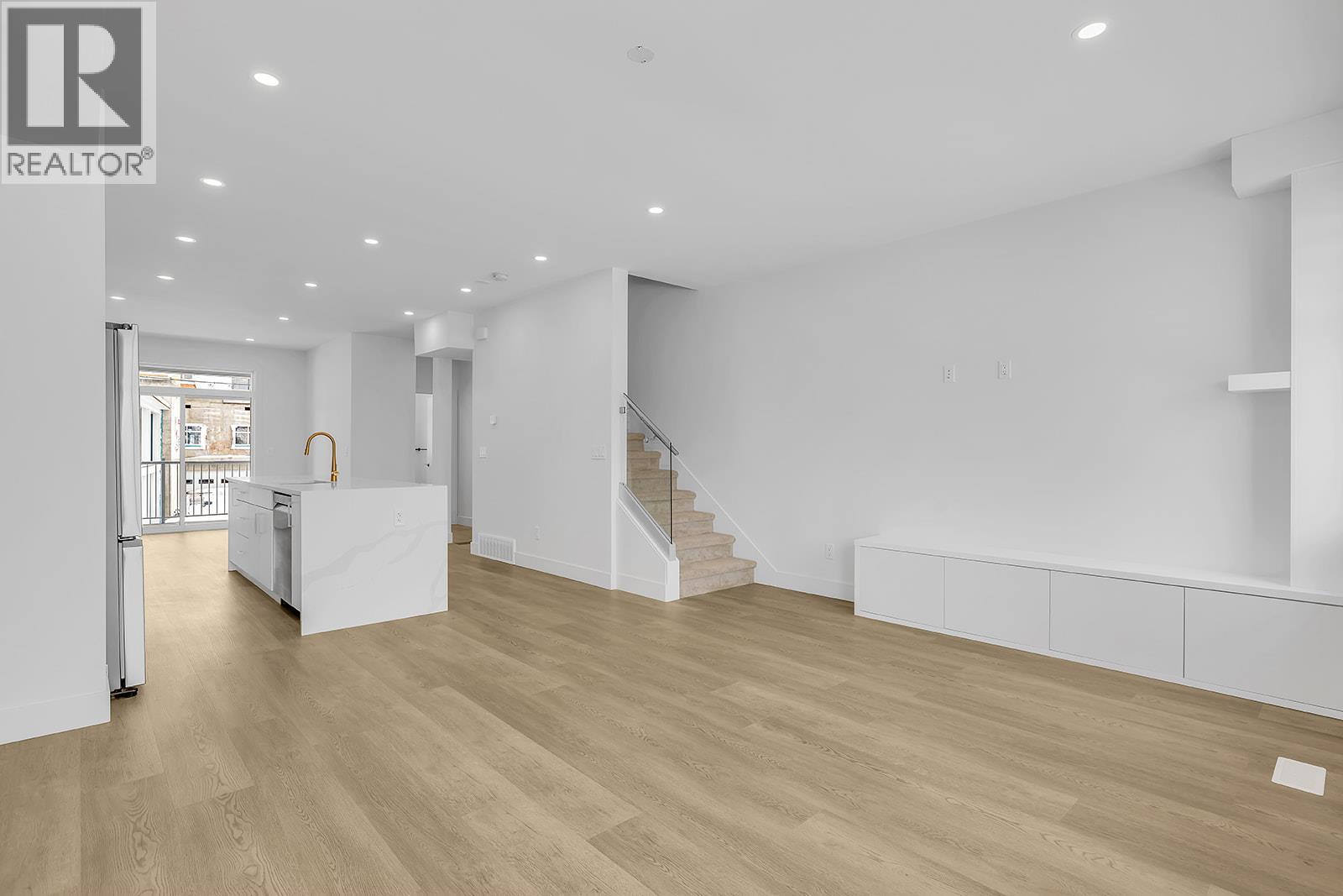 114 5300 Main Street, Kelowna