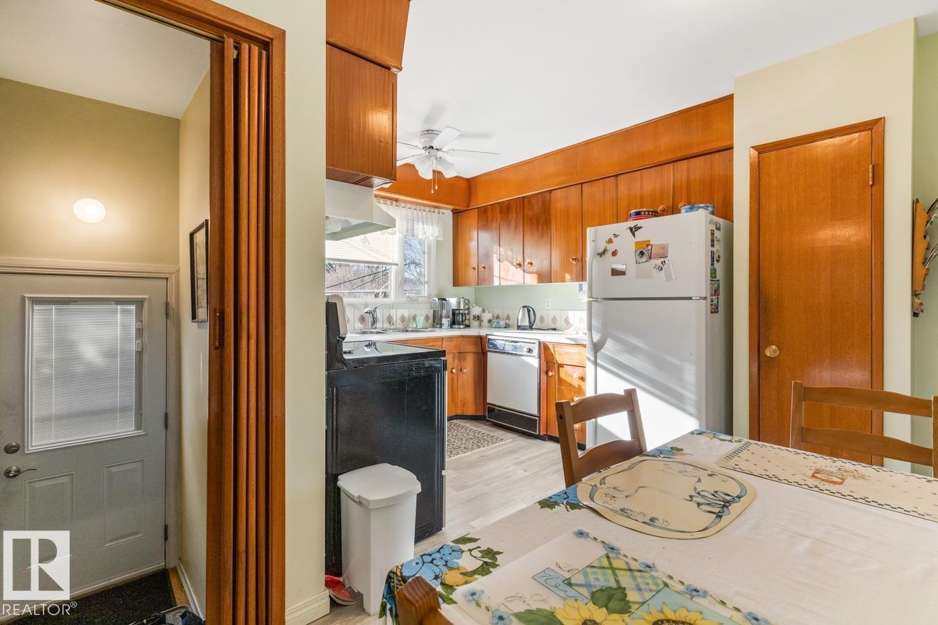 7319 86 AV NW, Edmonton