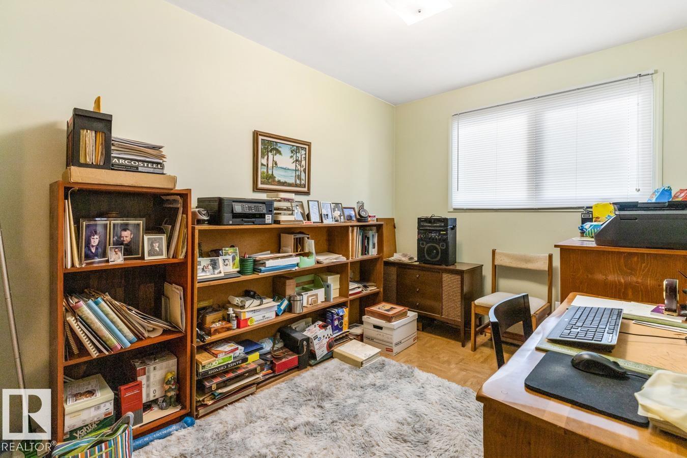 7319 86 AV NW, Edmonton