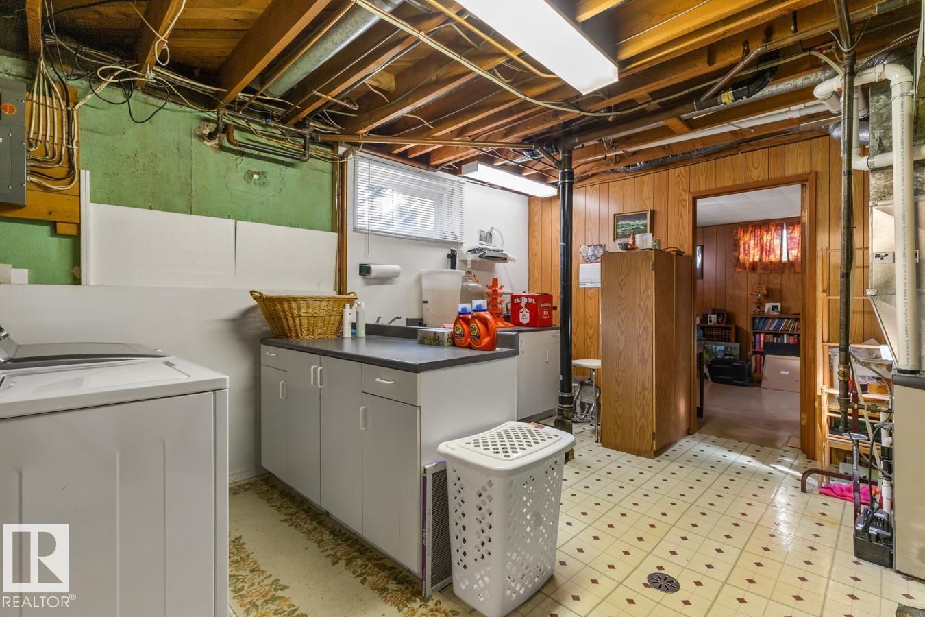 7319 86 AV NW, Edmonton