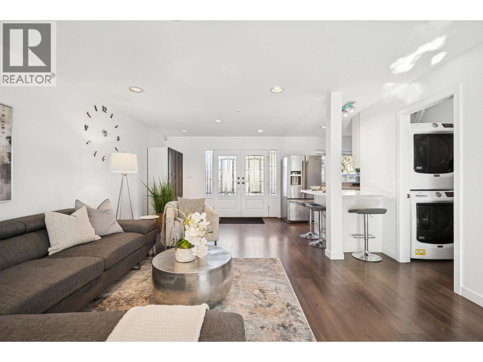 2748 E 23RD AVENUE - Photo 2 of 31, Vancouver, British Columbia