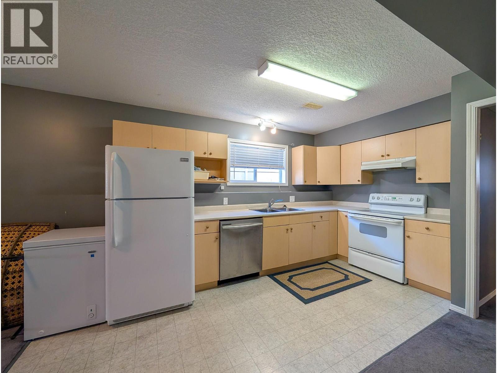 6658 DAKELH TI, Prince George