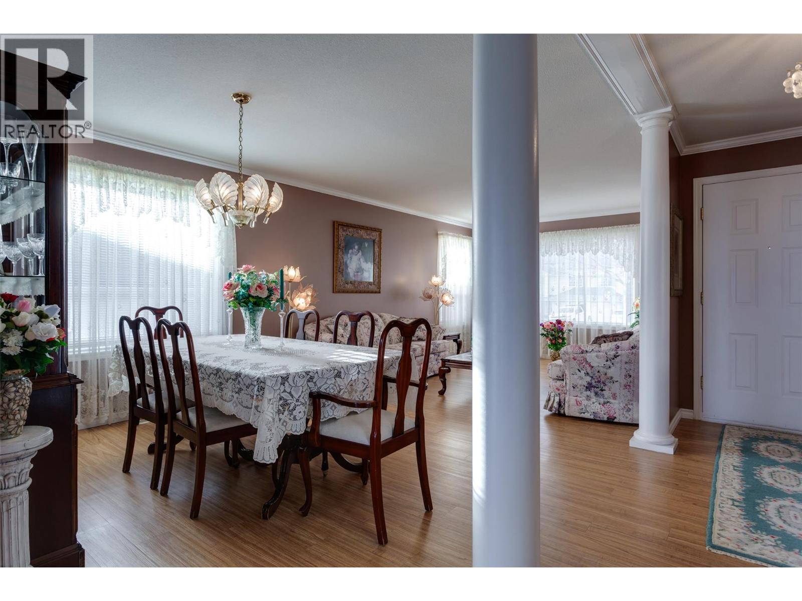  2170 Sunview Drive, West Kelowna