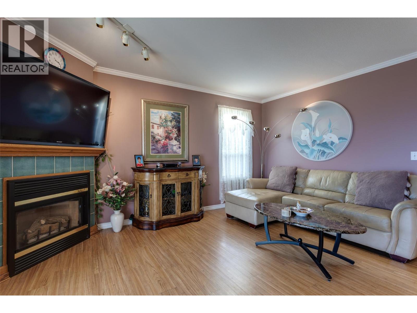  2170 Sunview Drive, West Kelowna