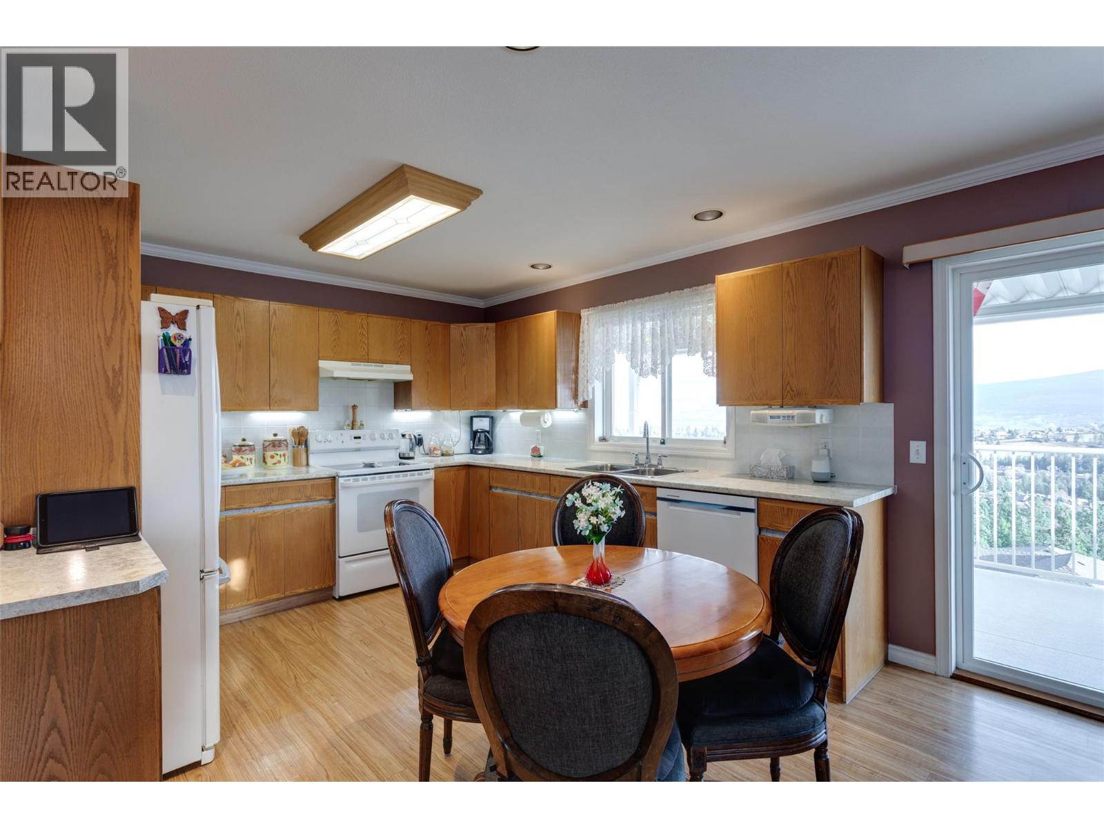  2170 Sunview Drive, West Kelowna