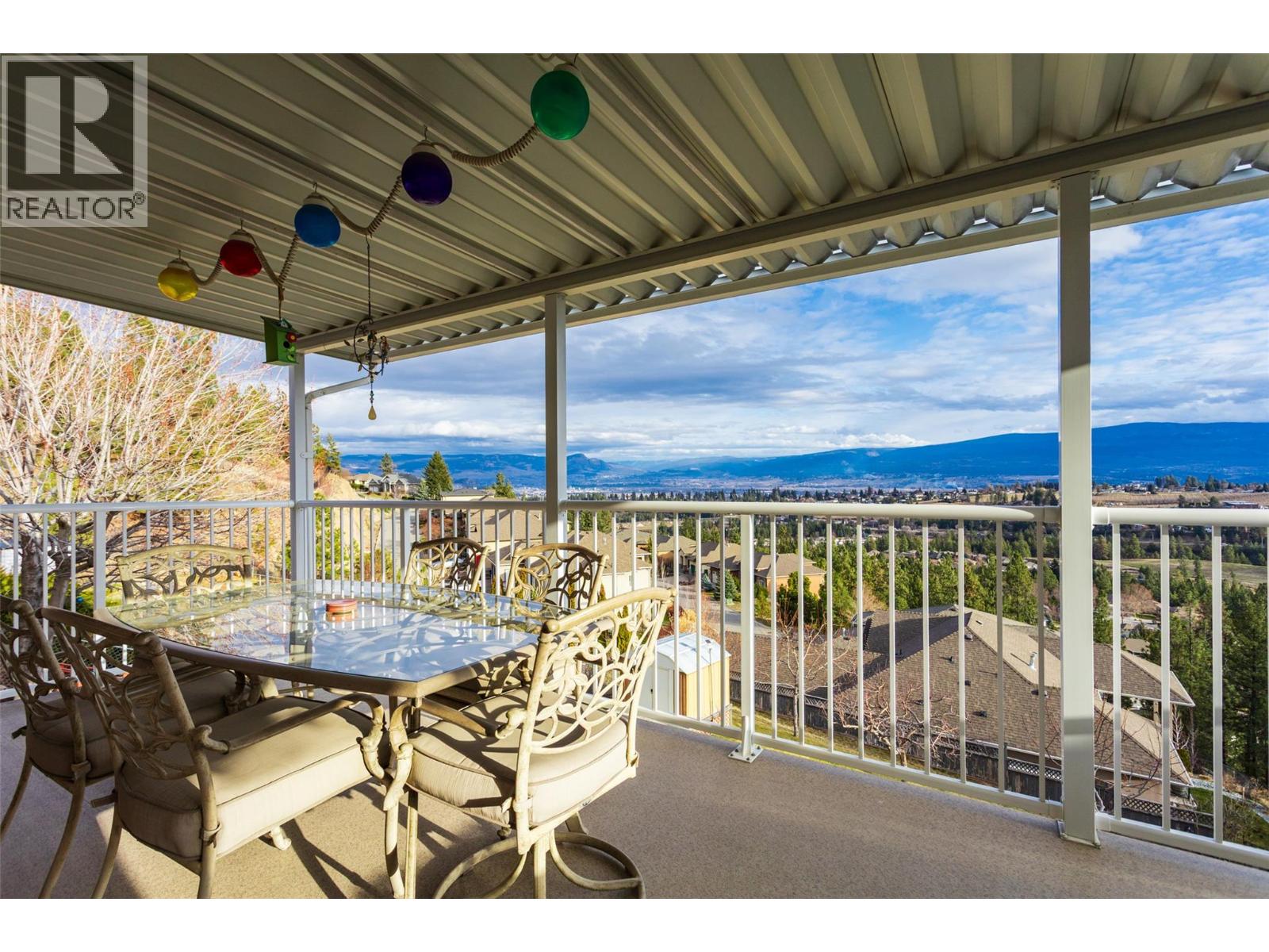  2170 Sunview Drive, West Kelowna