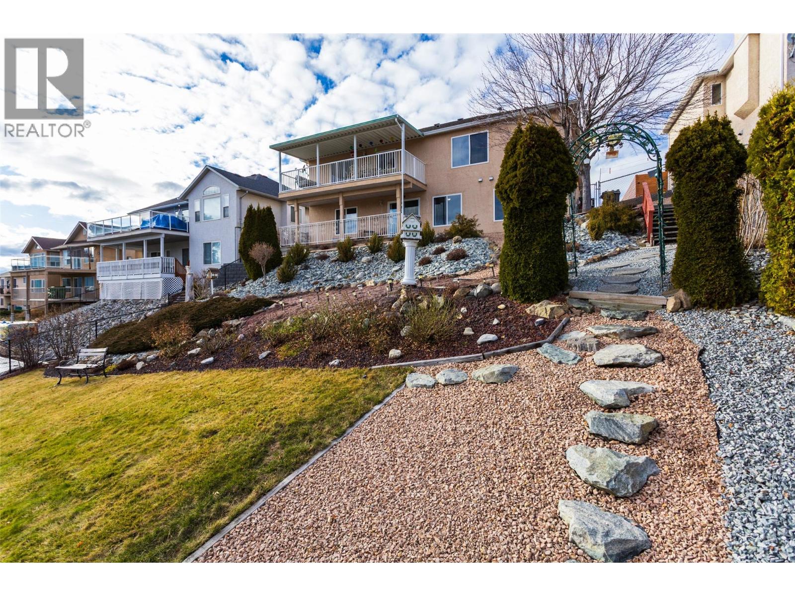  2170 Sunview Drive, West Kelowna
