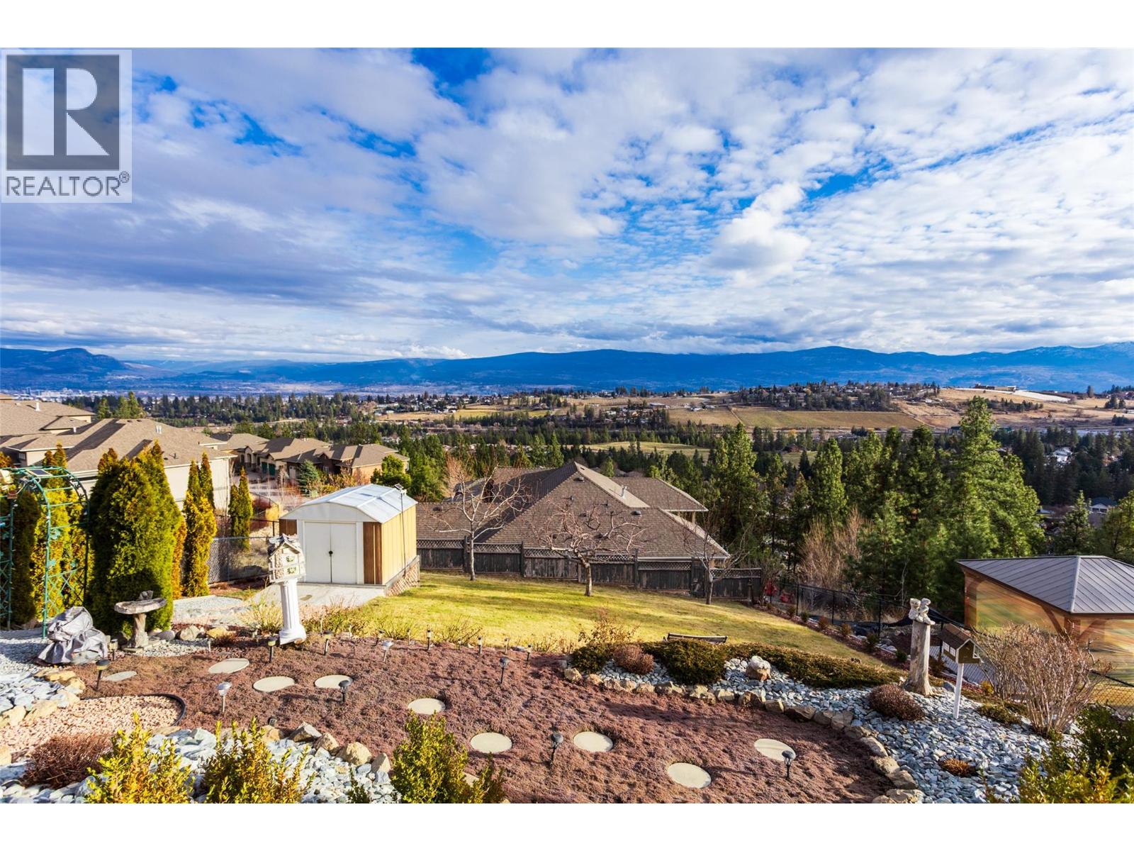  2170 Sunview Drive, West Kelowna