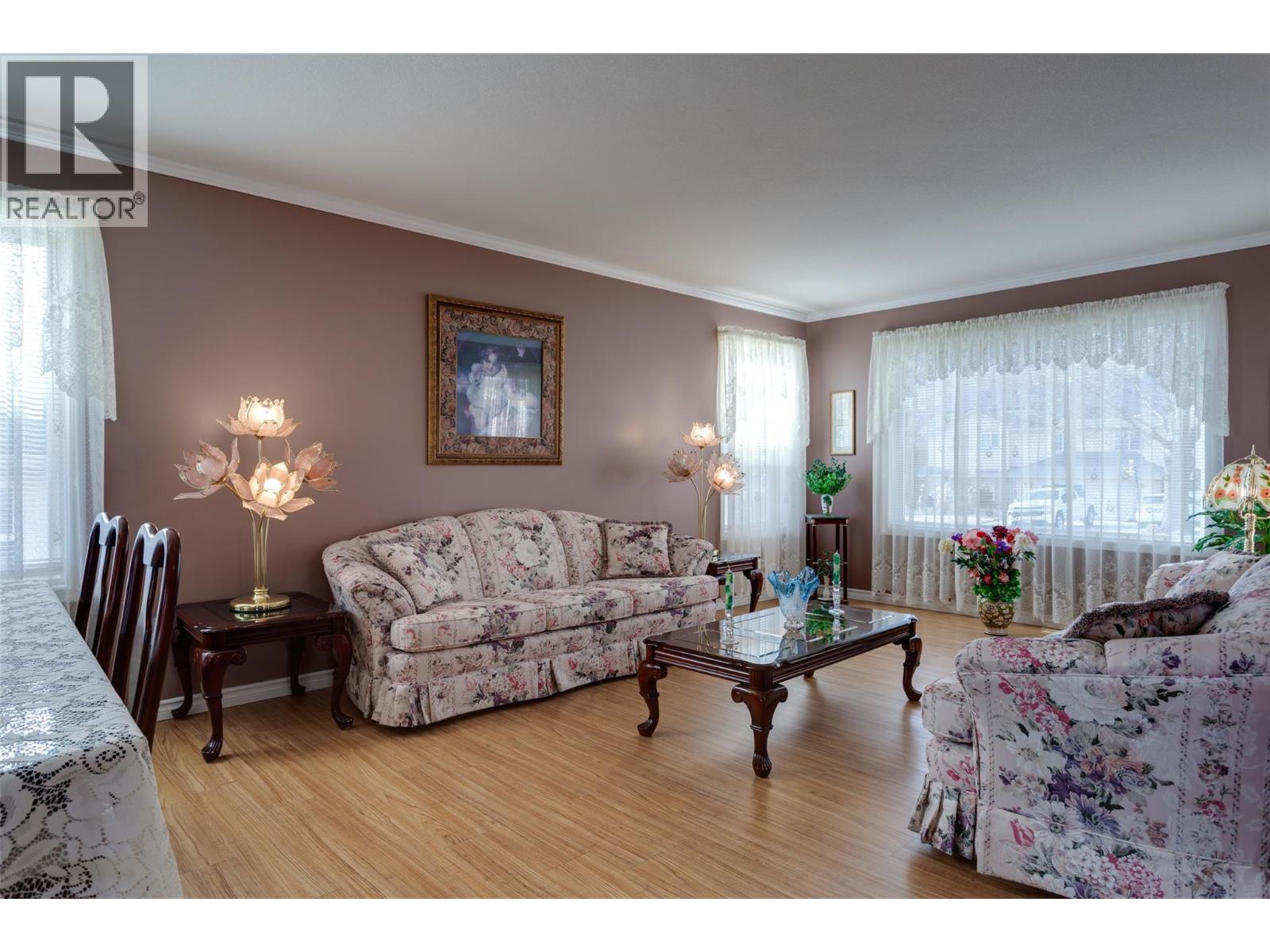  2170 Sunview Drive, West Kelowna