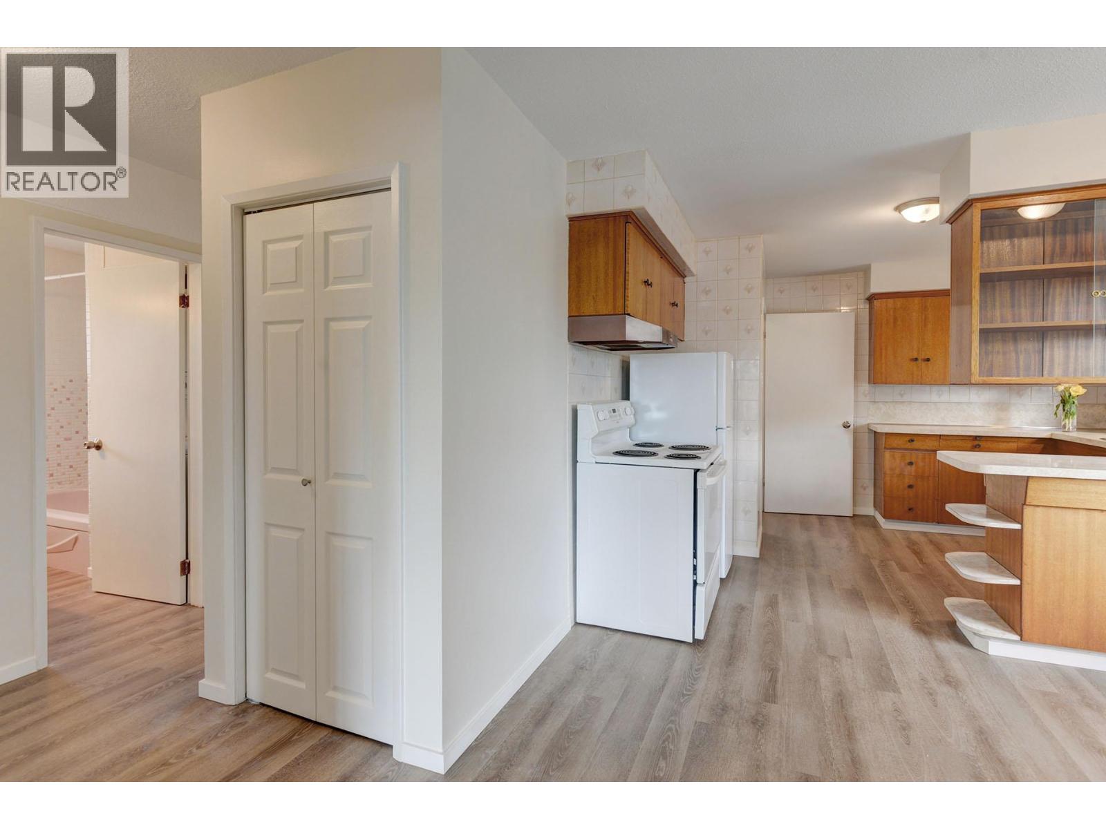 354 WILLOW Street, Kamloops