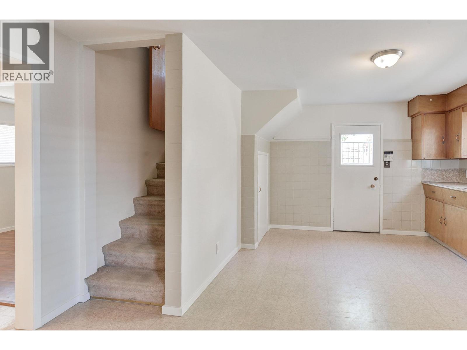 354 WILLOW Street, Kamloops