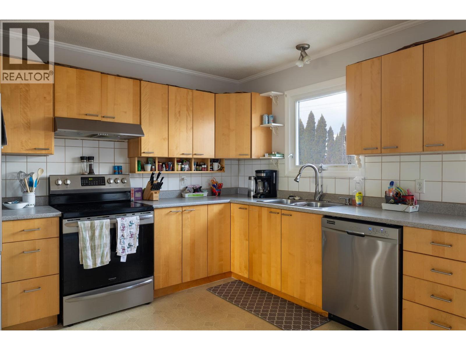 3409 39 Avenue, Vernon