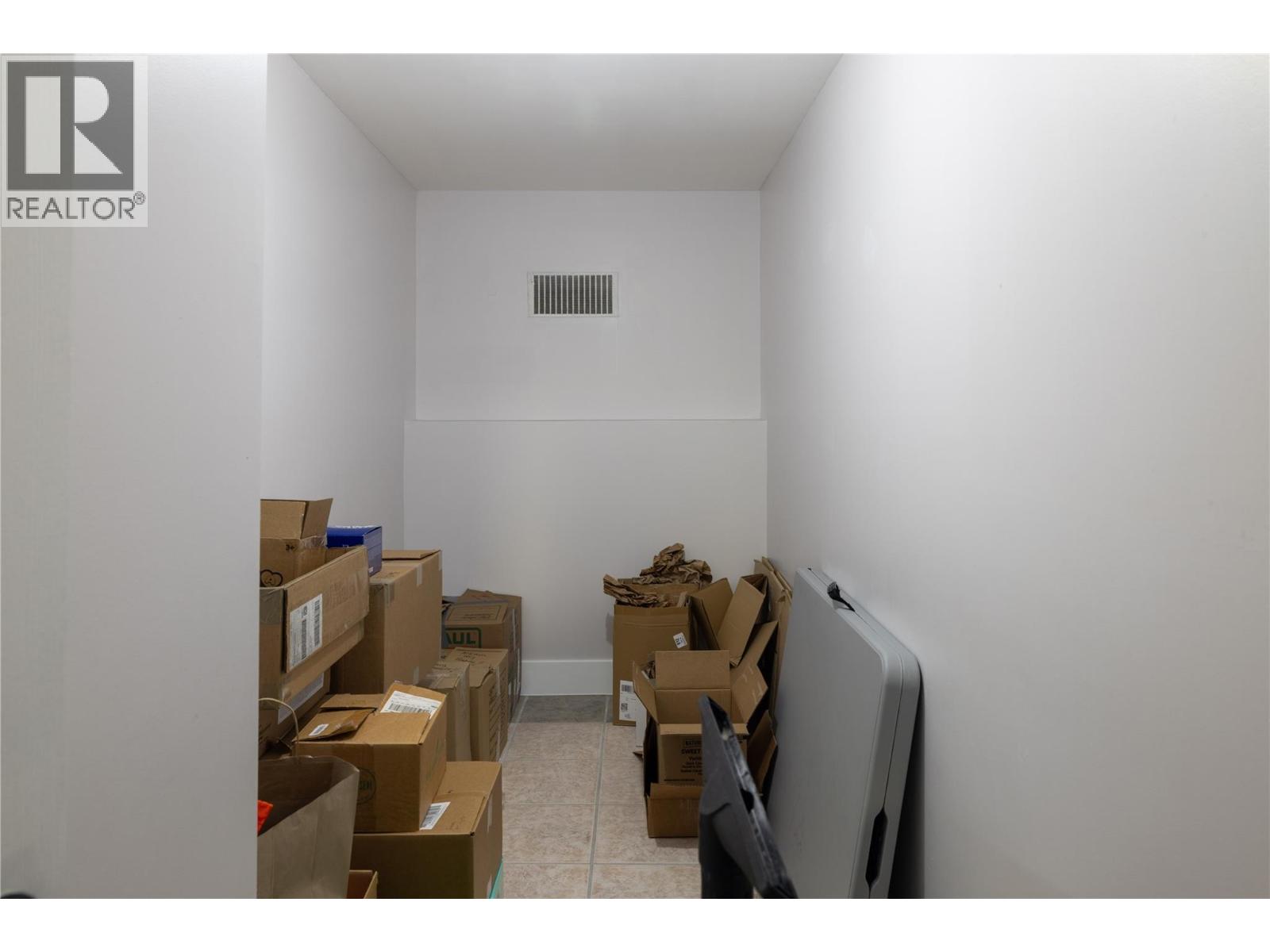 3409 39 Avenue, Vernon