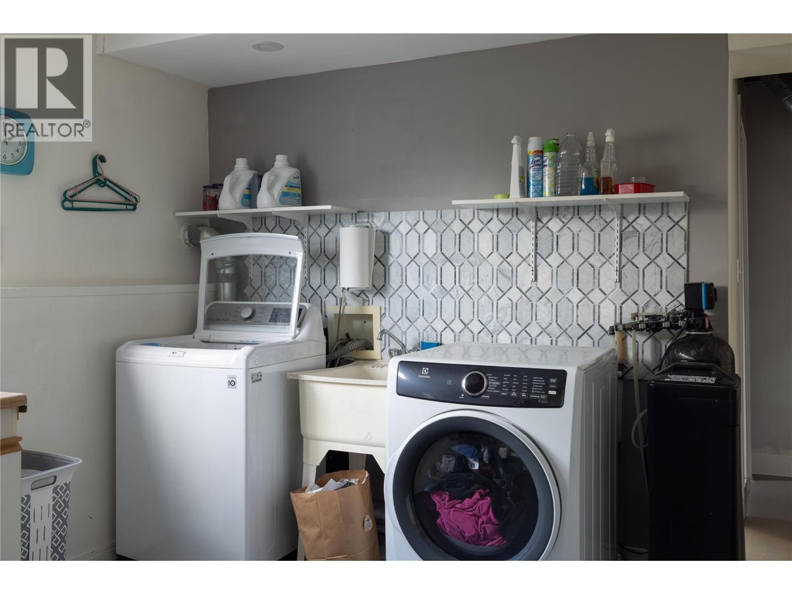 3409 39 Avenue, Vernon