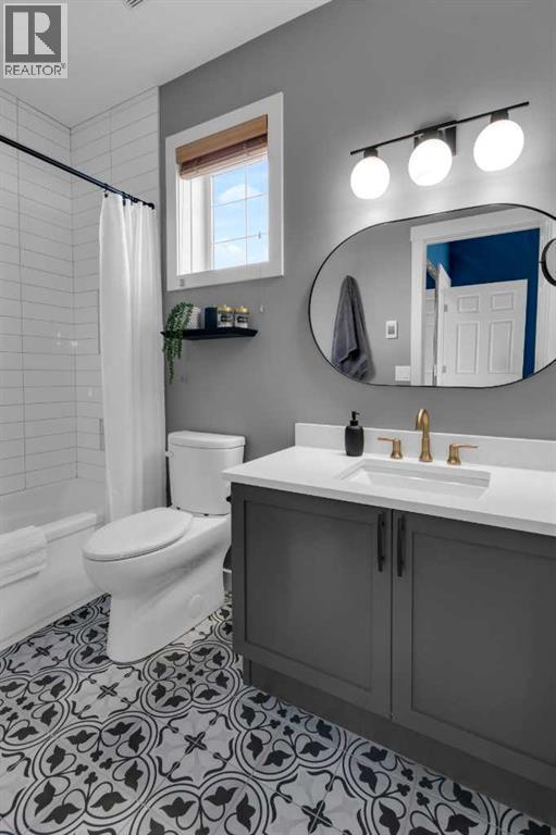 Single Family House for Sale in   Wentworth Drive SW West Springs Calgary 