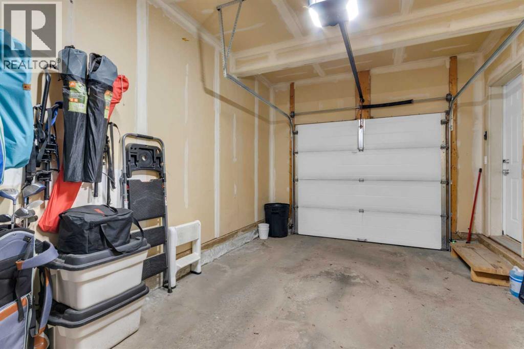 Single Family House for Sale in   Wentworth Drive SW West Springs Calgary 