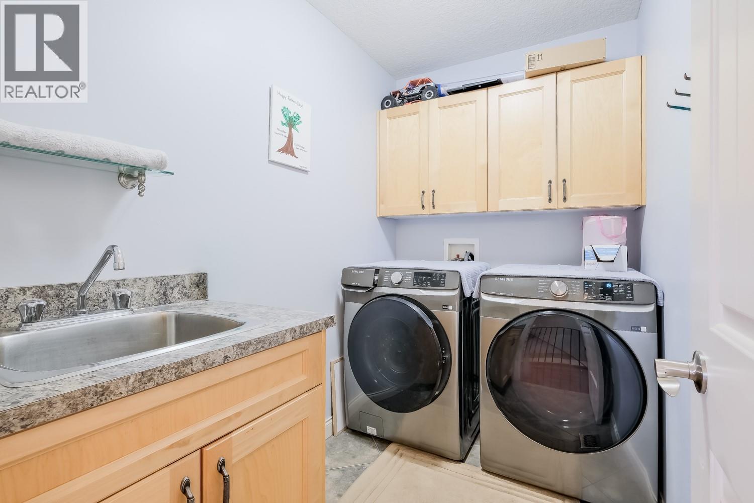 1410 Kendra Court, Kelowna