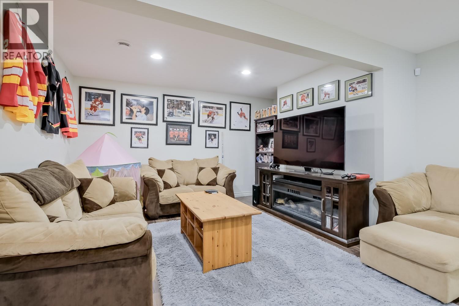 1410 Kendra Court, Kelowna