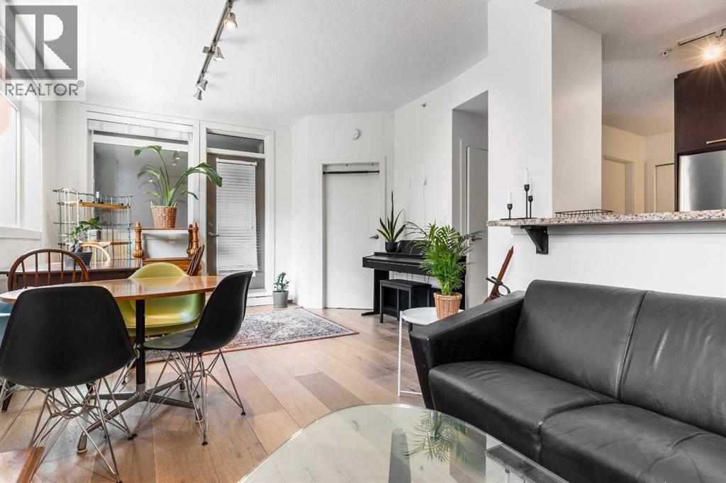 Single Family House for Sale in    Avenue SW Mission Calgary 