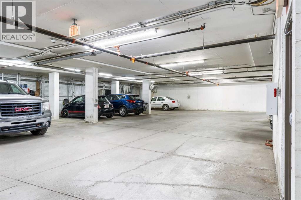 Single Family House for Sale in    Avenue SW Mission Calgary 