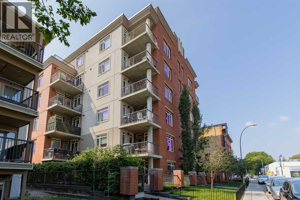 Single Family House for Sale in    Avenue SW Mission Calgary 