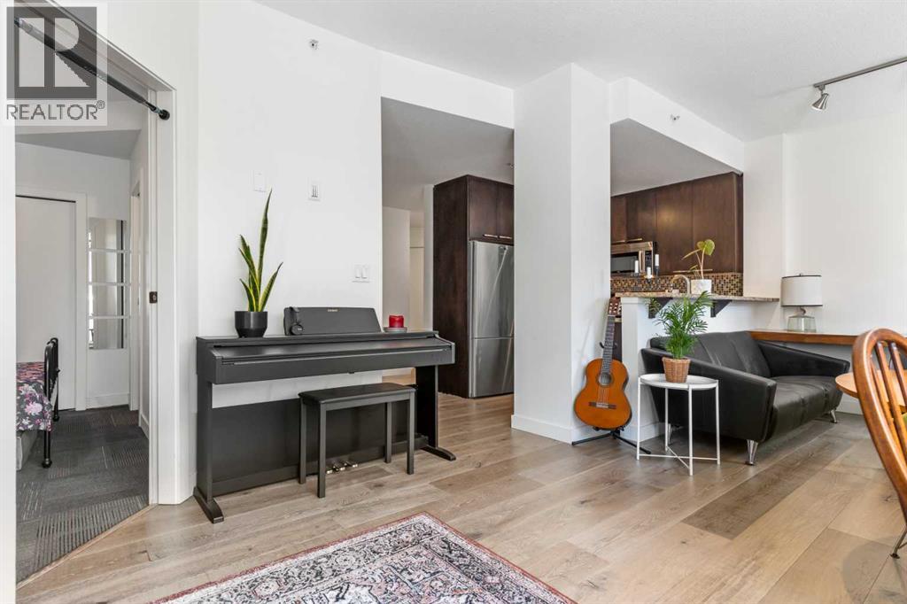 Single Family House for Sale in    Avenue SW Mission Calgary 