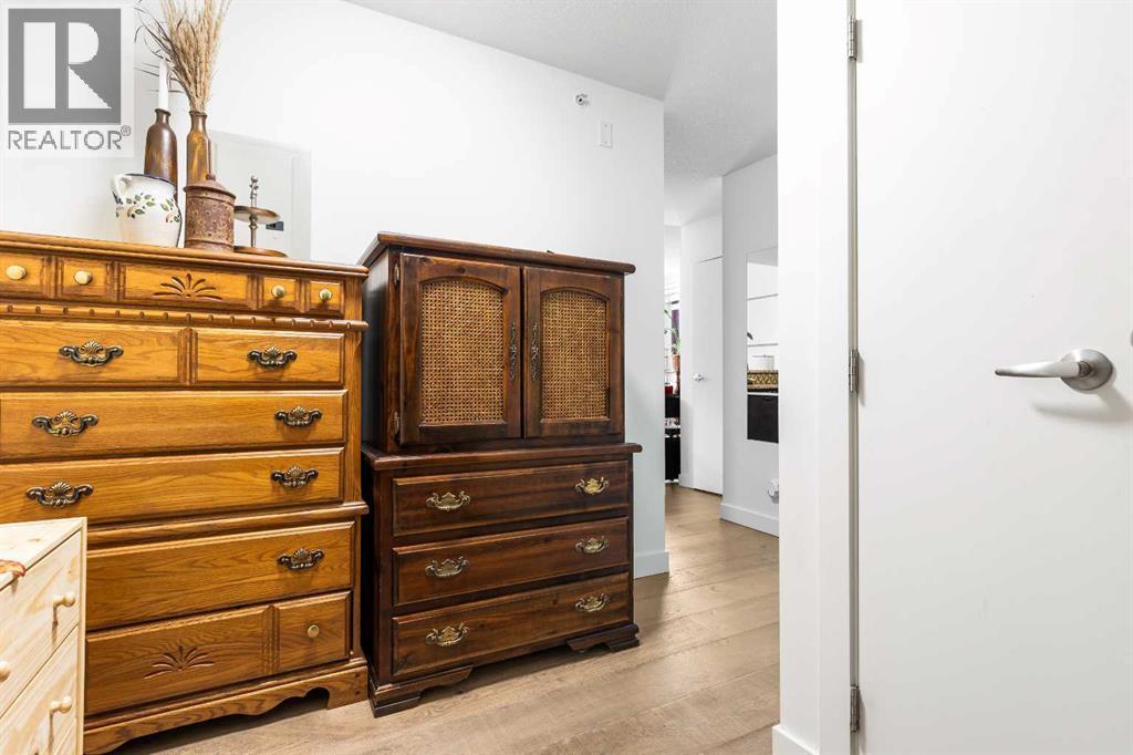 Single Family House for Sale in    Avenue SW Mission Calgary 