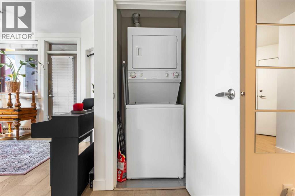 Single Family House for Sale in    Avenue SW Mission Calgary 