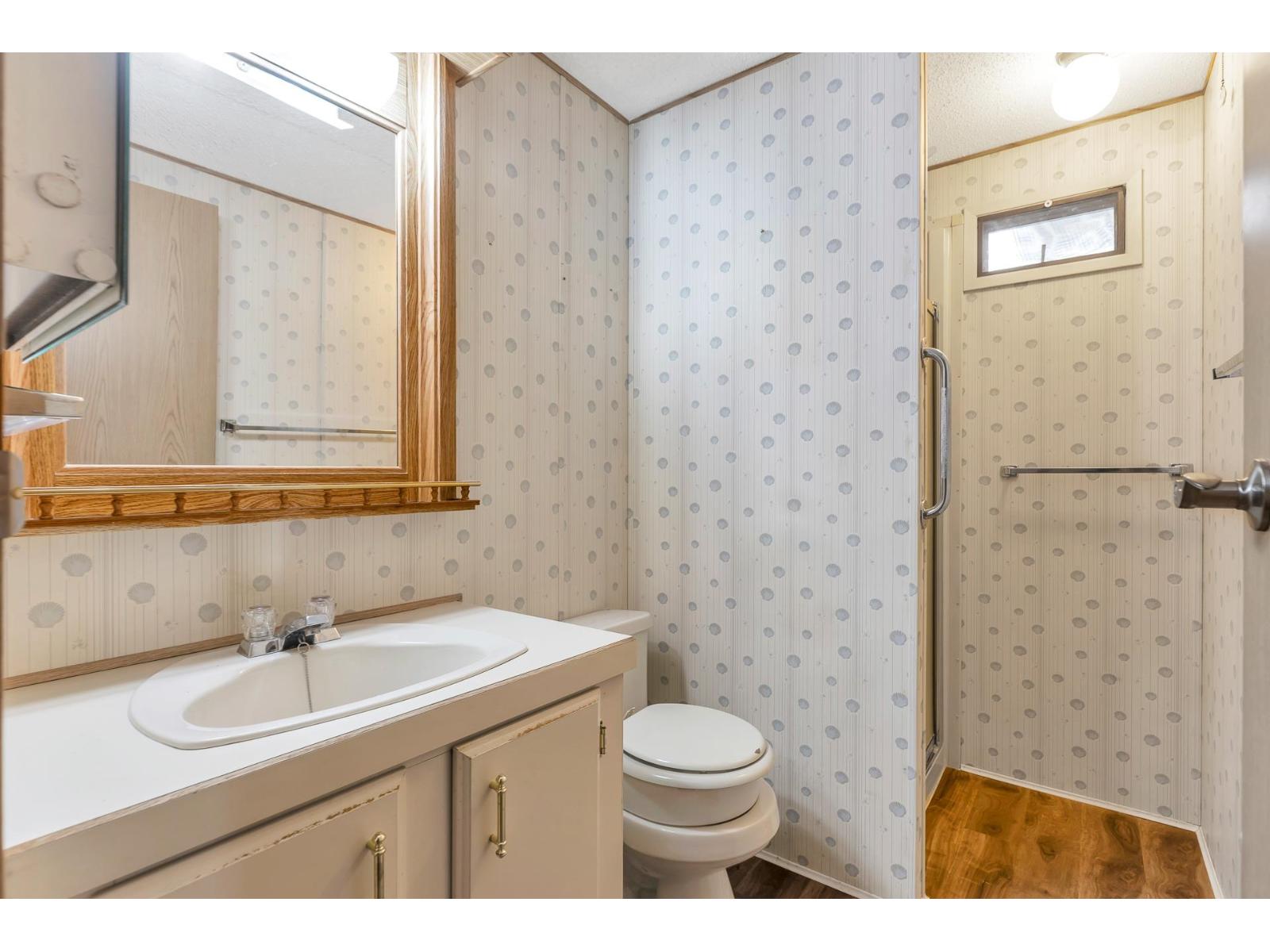 105 2062 KING GEORGE HIGHWAY, Surrey