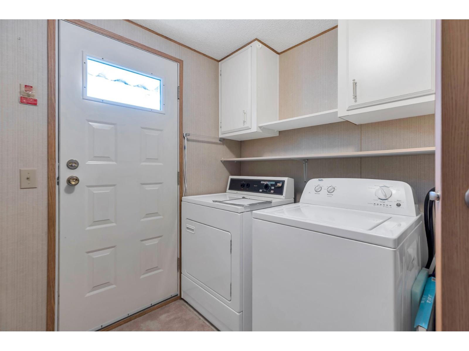 105 2062 KING GEORGE HIGHWAY, Surrey