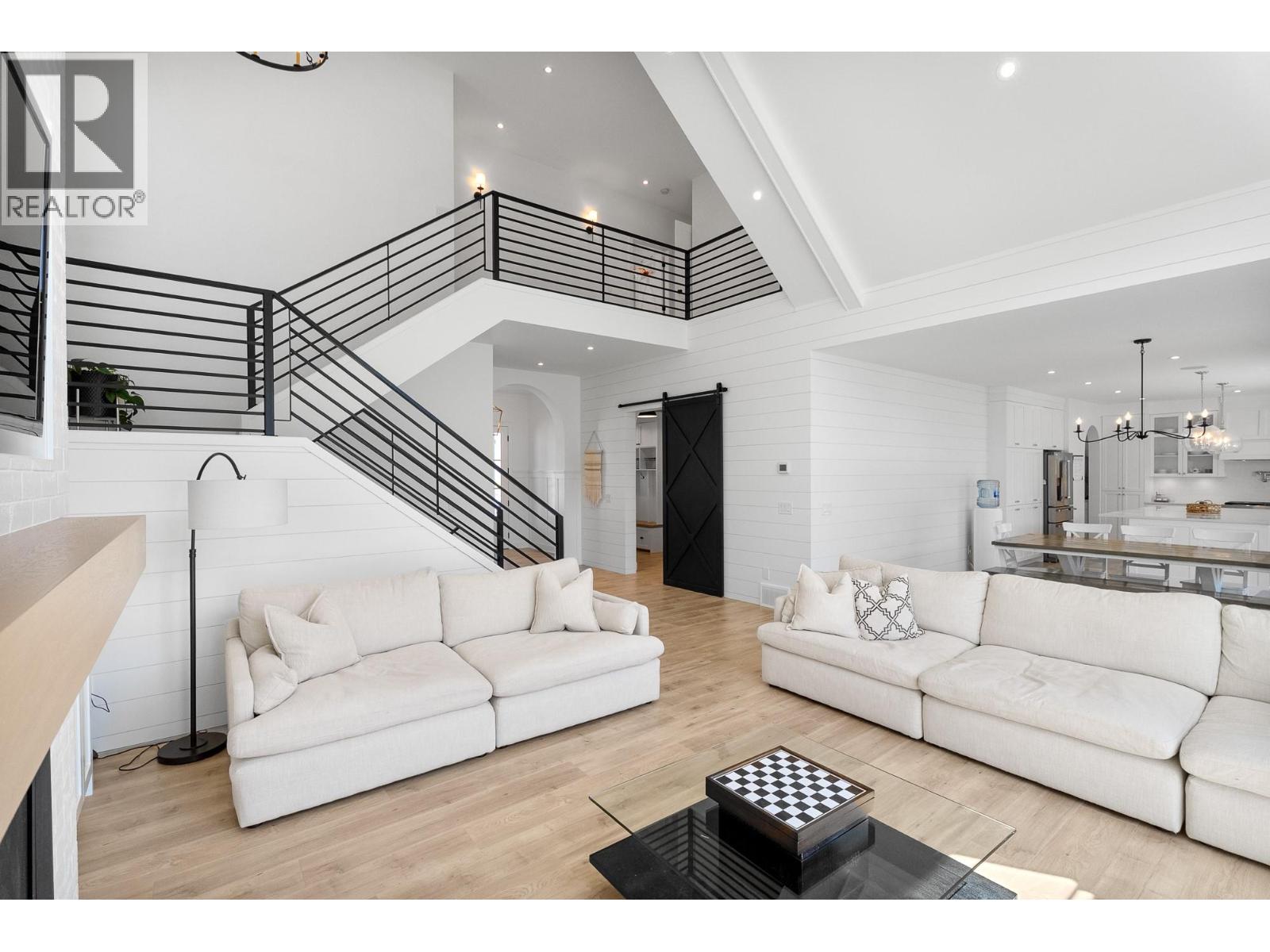 1345 Myra Place, Kamloops