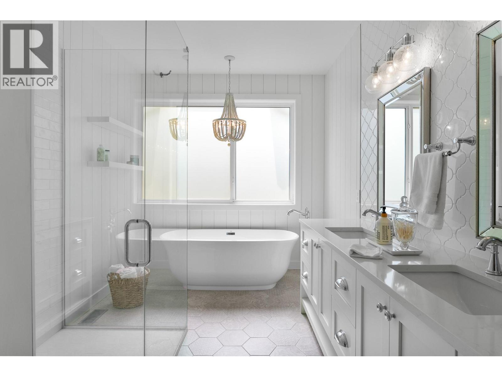 1345 Myra Place, Kamloops