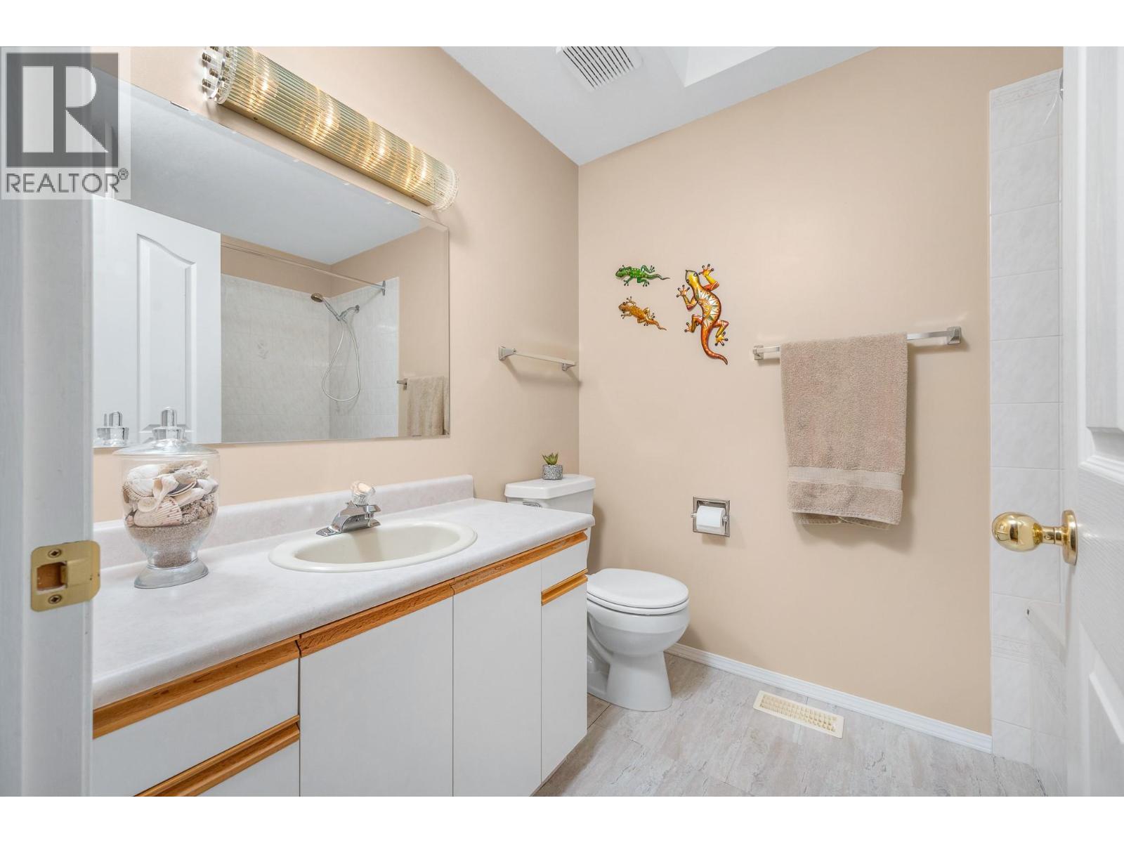 414 4 Street, Vernon