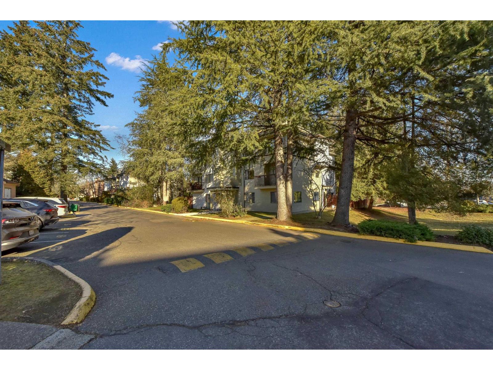 203 7064 133B STREET, Surrey