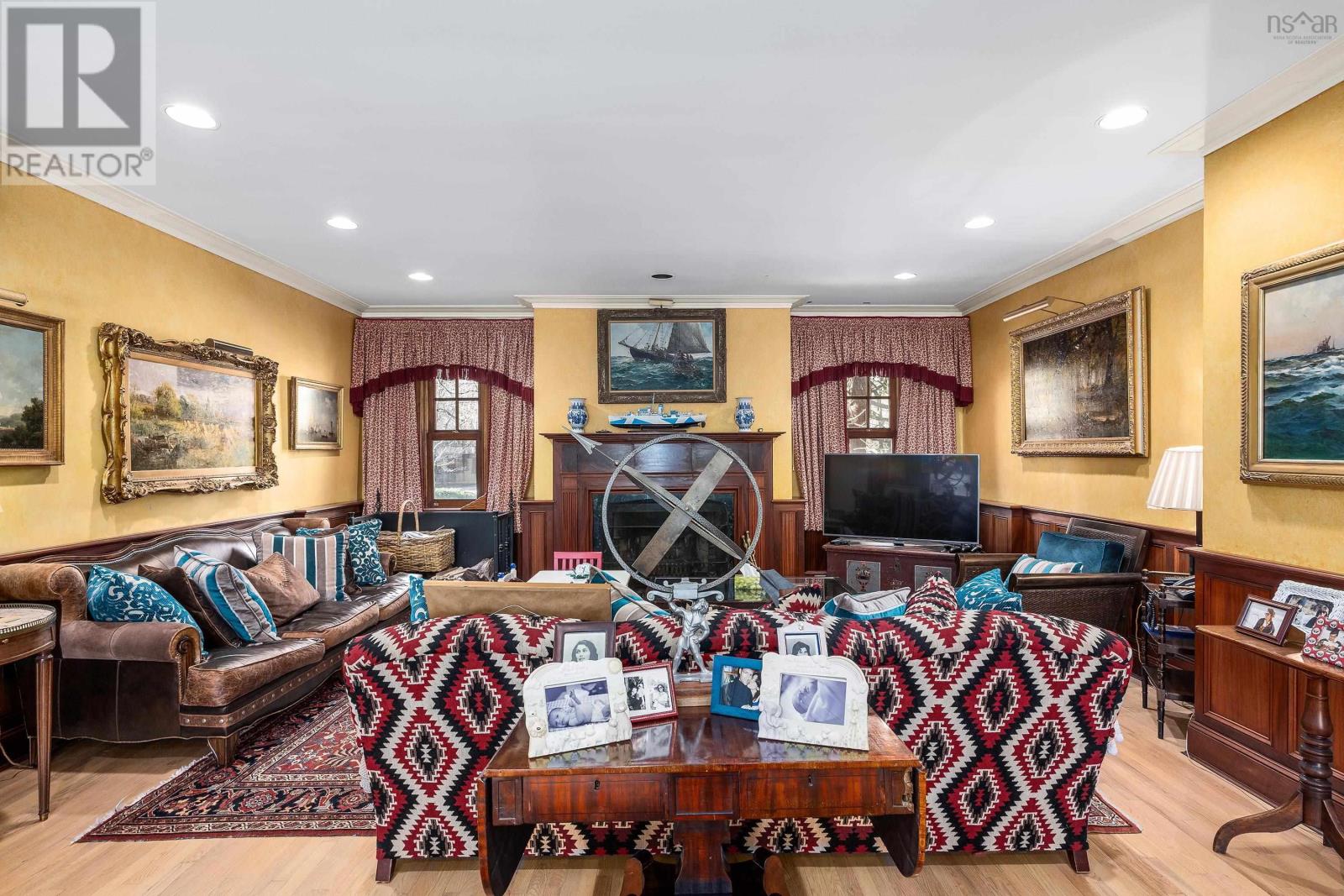 Property 13 of 46 of 1462 Thornvale Avenue, 1445 Birchdale Ave