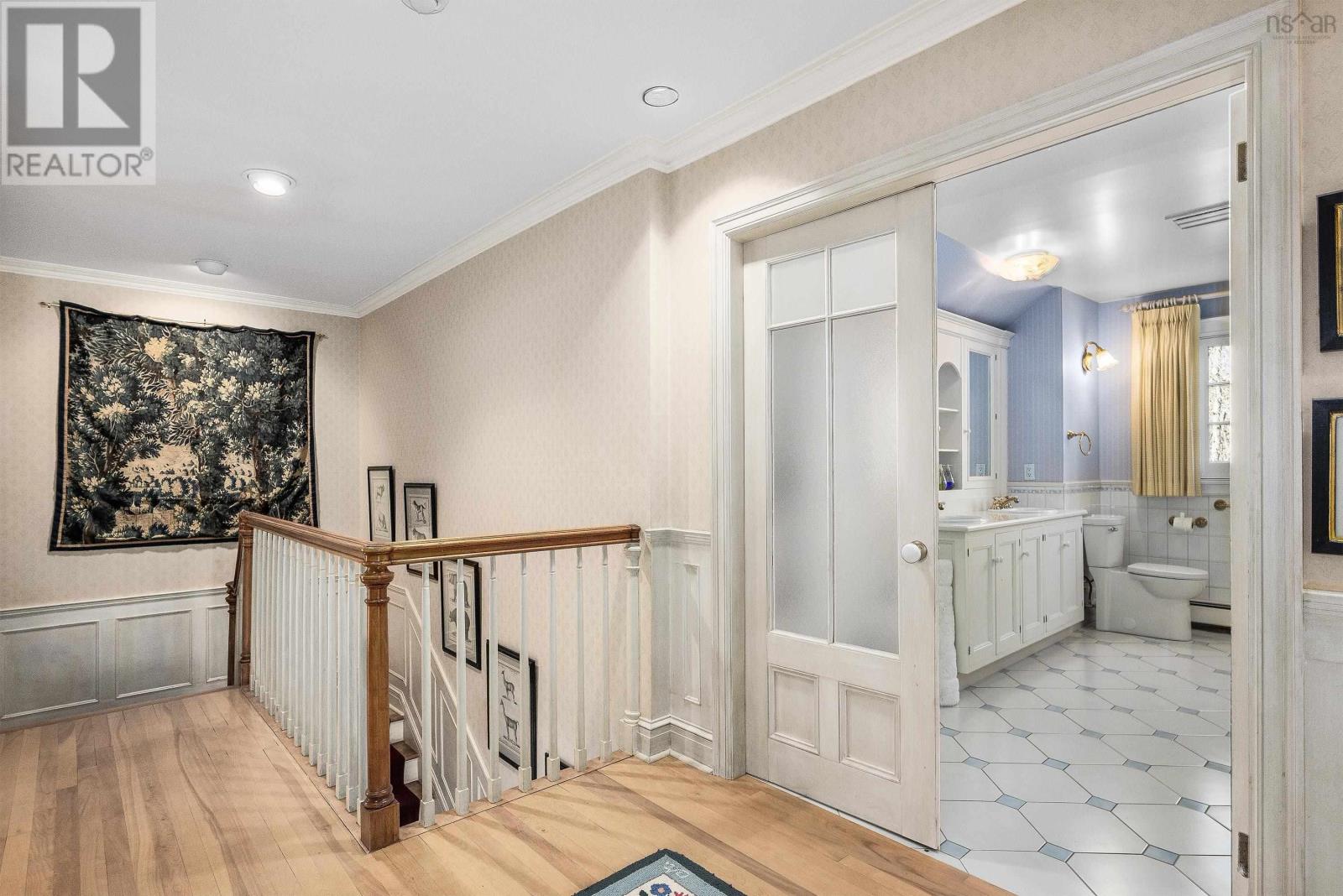 Property 27 of 46 of 1462 Thornvale Avenue, 1445 Birchdale Ave