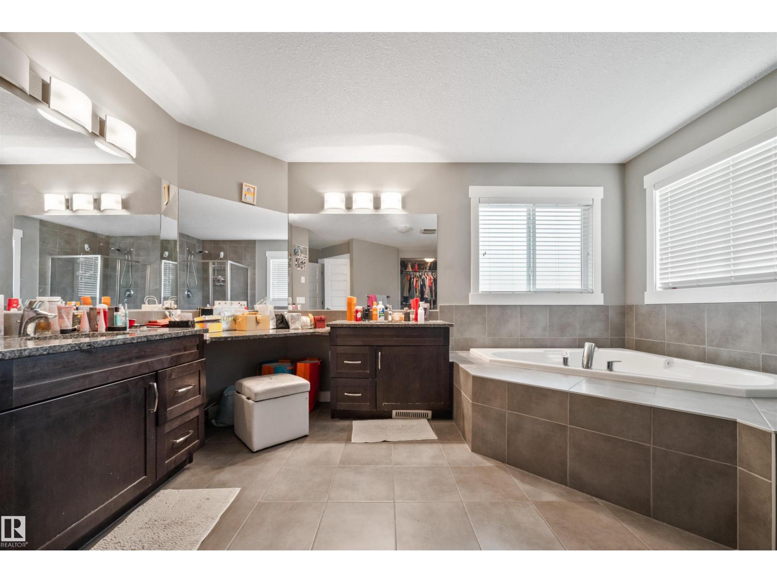 20641 97A AV NW - 30