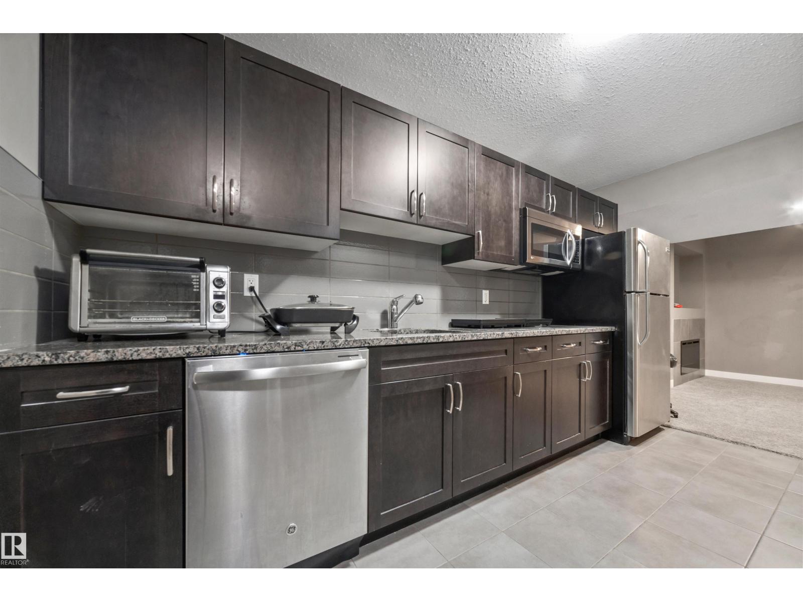 20641 97A AV NW - 41