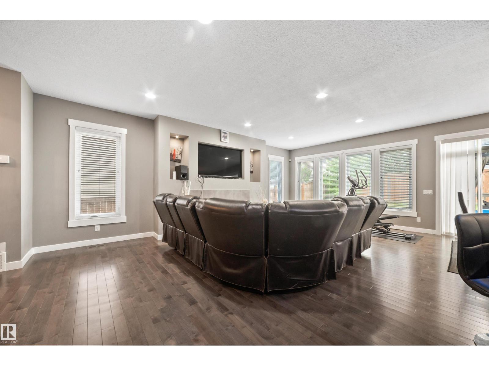 20641 97A AV NW - 5