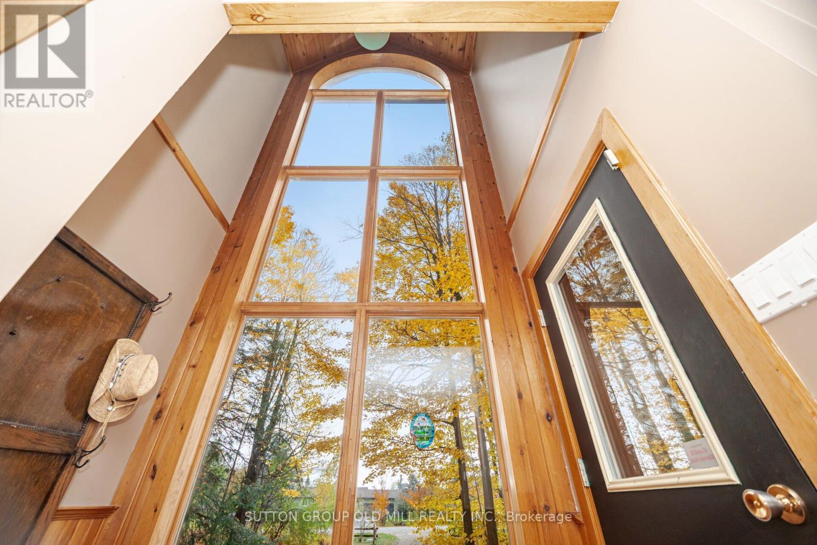 30 BIG TREE CIRCLE - Photo 5 of 36, Mulmur, Ontario