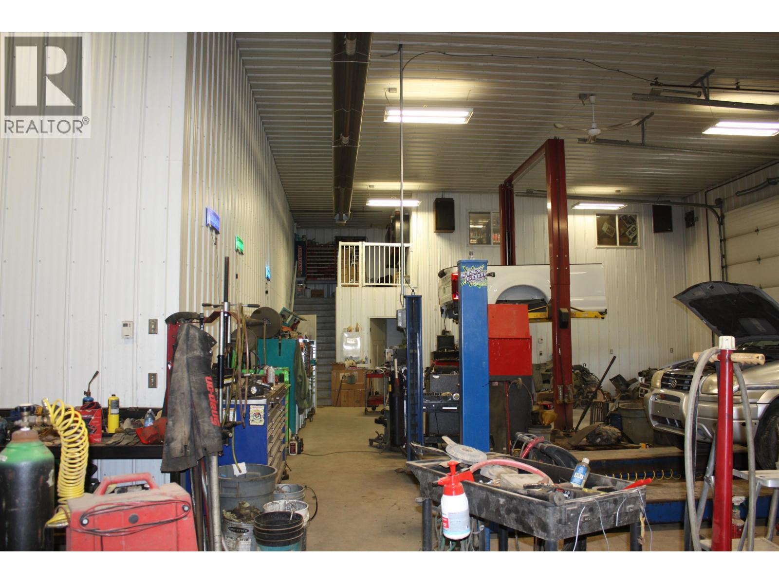 10874 261 ROAD - 24