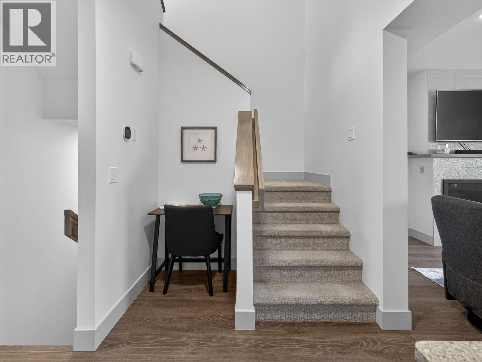 269 Diamond Way Unit# 6, Vernon